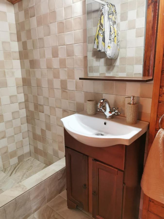 Willa Casa Beasarah. Dubova Zewnętrze zdjęcie